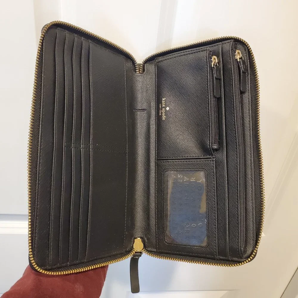 Kate Spade black large wallet. NWOT. - Picture 5 of 8